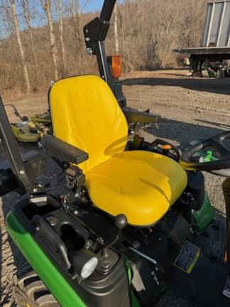 Image of John Deere 1025R equipment image 4