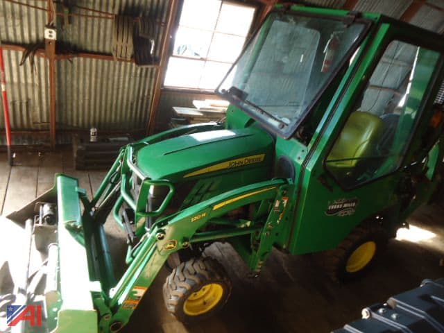 Image of John Deere 1025R equipment image 1