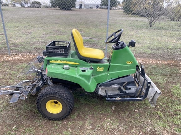 Main image John Deere 1200H