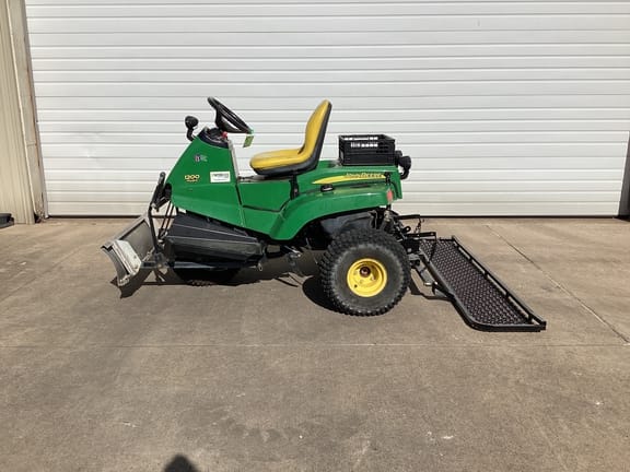 Main image John Deere 1200H