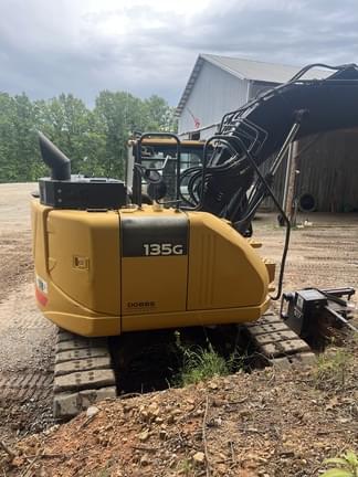 Image of John Deere 135G equipment image 1