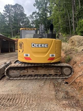 Image of John Deere 135G equipment image 3