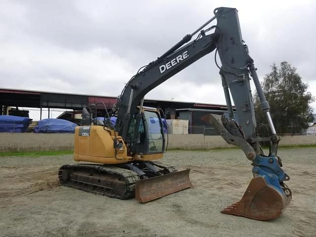 Image of John Deere 135G equipment image 1