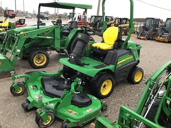 Image of John Deere 1570 equipment image 2