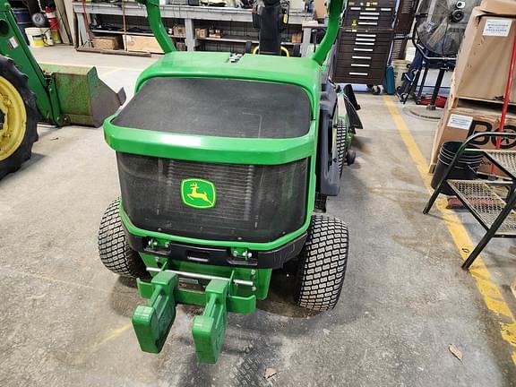 Image of John Deere 1570 equipment image 1