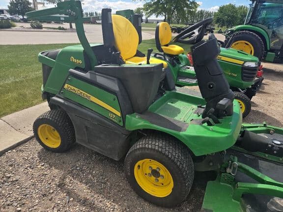 Image of John Deere 1570 equipment image 3