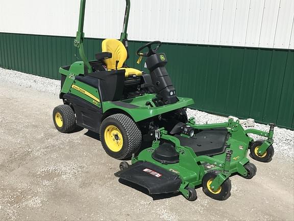 Image of John Deere 1570 equipment image 1