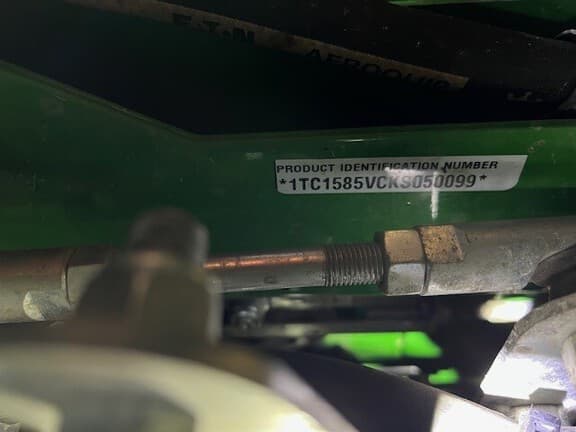 Image of John Deere 1585 equipment image 4