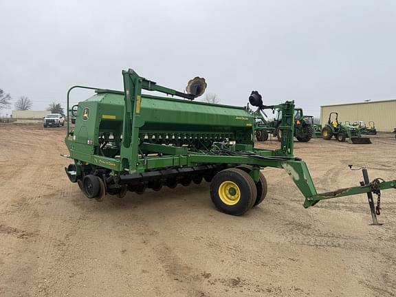 Image of John Deere 1590 Primary image