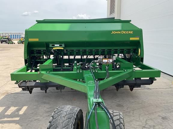 Image of John Deere 1590 equipment image 4