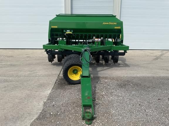 Image of John Deere 1590 equipment image 3