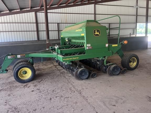 Image of John Deere 1590 equipment image 3