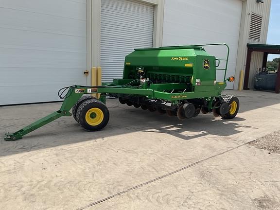 Image of John Deere 1590 equipment image 2