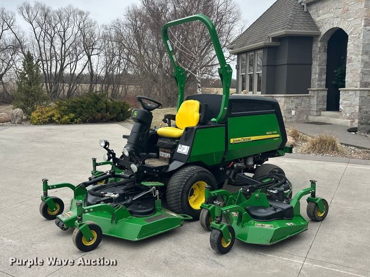 2019 John Deere 1600 Turbo III Equipment Image0