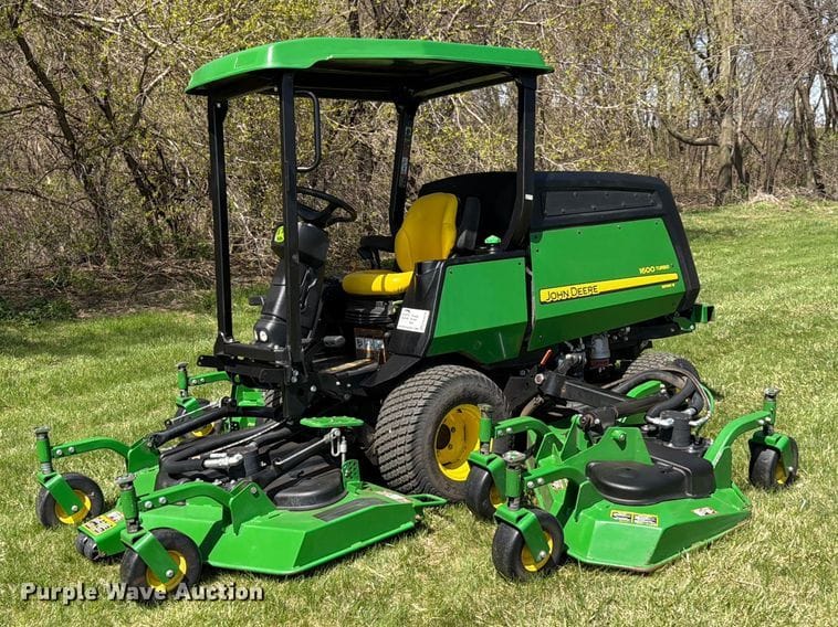2019 John Deere 1600 Turbo Equipment Image0