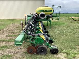 Main image John Deere 1720 4