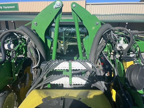 Image of John Deere 1725 equipment image 3