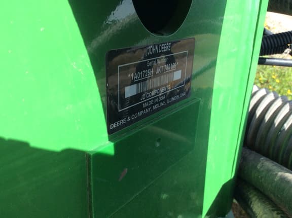 Image of John Deere 1725C equipment image 4