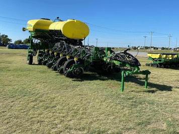 Main image John Deere 1775
