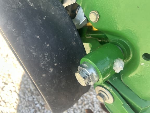 Image of John Deere 1775 equipment image 1