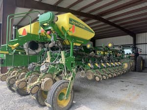 2019 John Deere 1775 Image