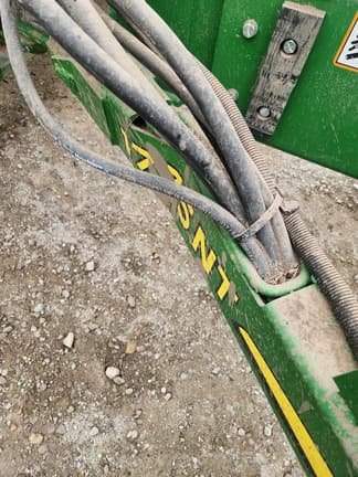 Image of John Deere 1775 equipment image 3