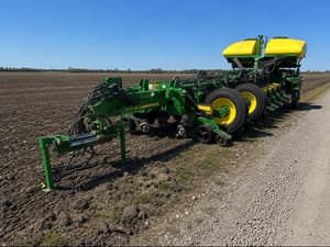 2019 John Deere 1775 Image