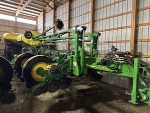 2019 John Deere 1775 Image