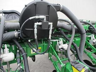 Main image John Deere 1775 30