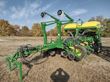 Main image John Deere 1775