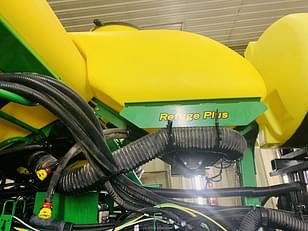 Main image John Deere 1775 5