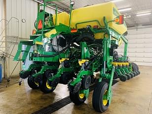 Main image John Deere 1775 9