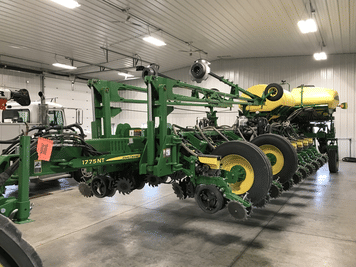 Main image John Deere 1775