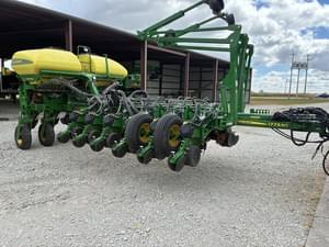 2019 John Deere 1775 Image