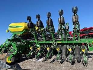 Main image John Deere 1795 3