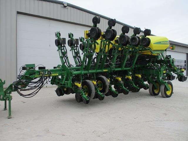 Image of John Deere 1795 Primary image