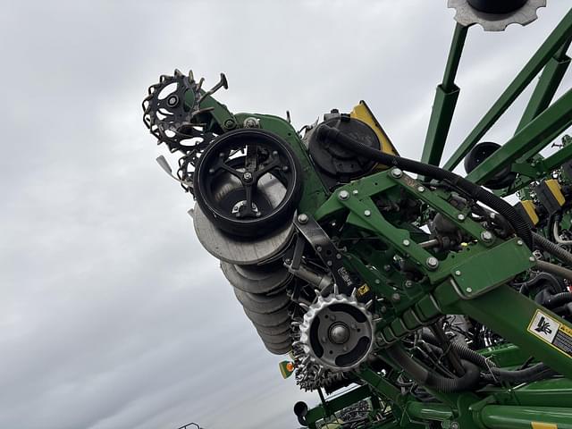 Image of John Deere 1795 equipment image 4