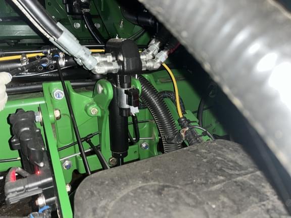 Image of John Deere 1795 equipment image 3