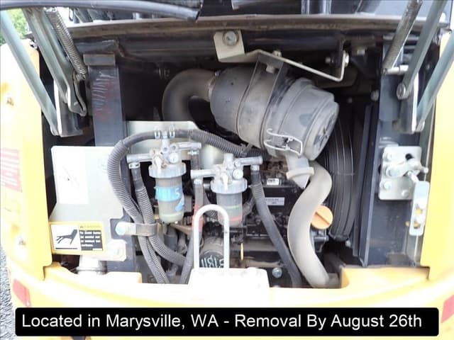Image of John Deere 17G equipment image 4