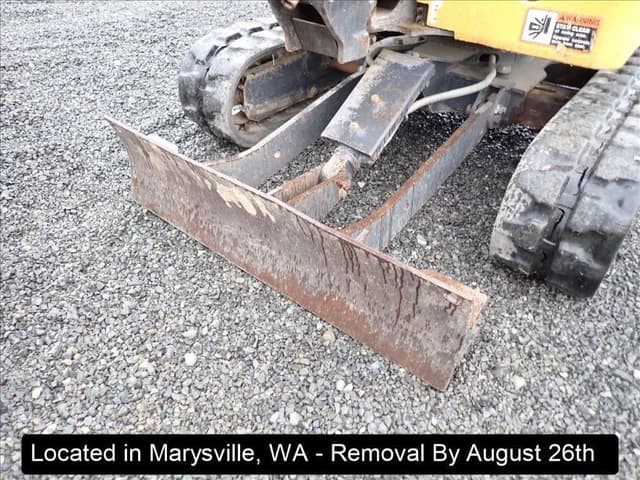 Image of John Deere 17G equipment image 1