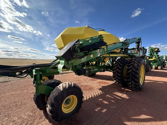 2019 John Deere 1890 Equipment Image0