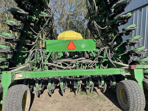 Image of John Deere 1890 Primary image