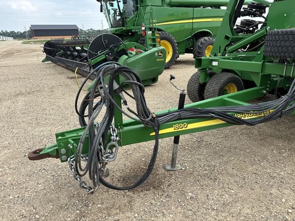 Image of John Deere 1890 equipment image 3