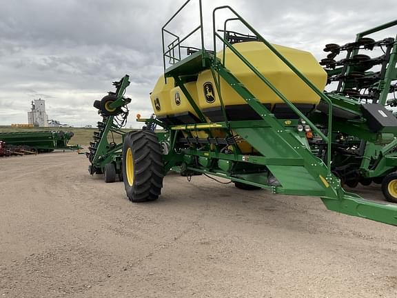 Image of John Deere 1890 Primary image