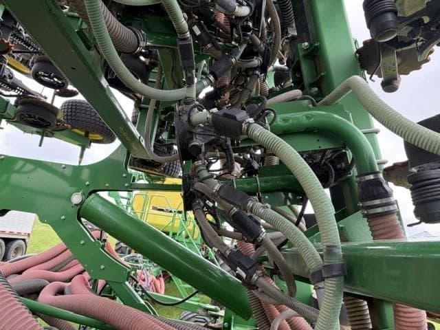 Image of John Deere 1895 equipment image 4