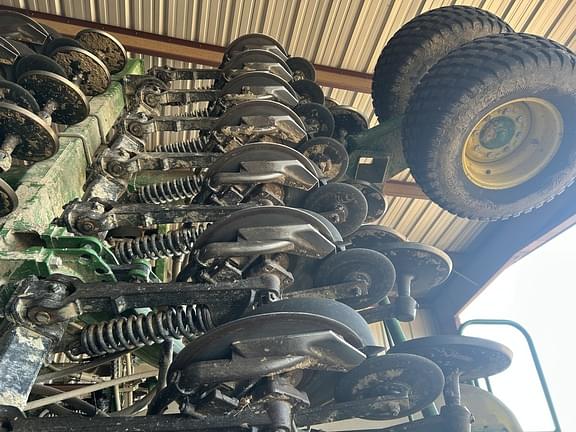 Image of John Deere 1990 equipment image 3
