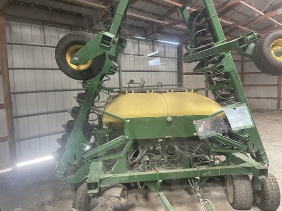 Image of John Deere 1990 equipment image 1