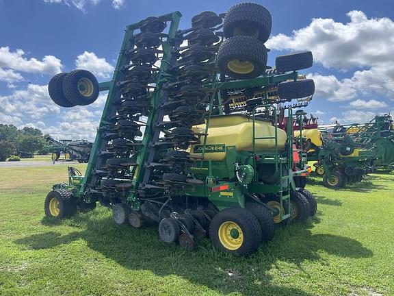 Image of John Deere 1990 equipment image 2