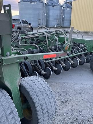 Image of John Deere 1990 equipment image 3