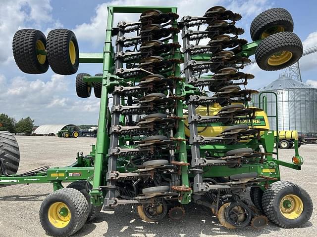 Image of John Deere 1990 equipment image 2